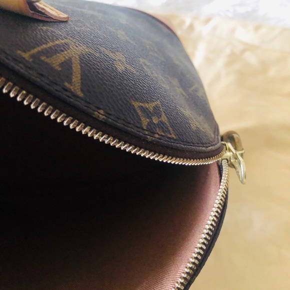 EUC Authentic Louis Vuitton in excellent condition - Picture 8 of 15